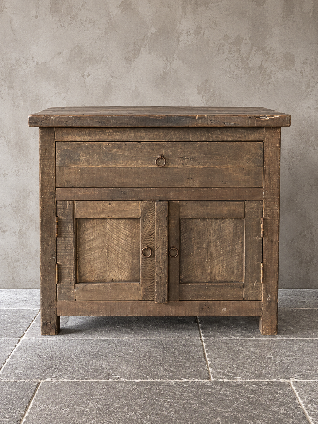 Landelijke kast / commode oud hout – Driftwood