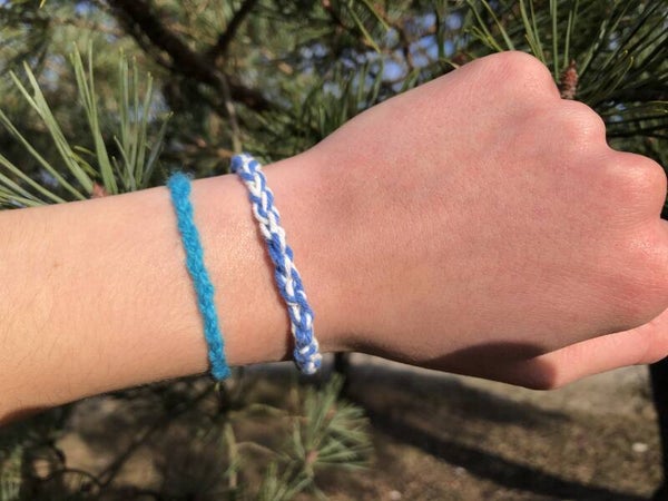 3.5 Armbandje geknoopt