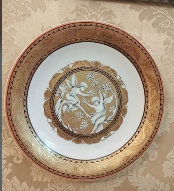 Piatto decorato in oro 18kt manifattura M.A.B.A.