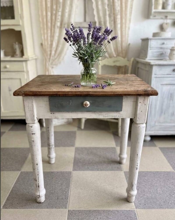 Tavolino shabby chic