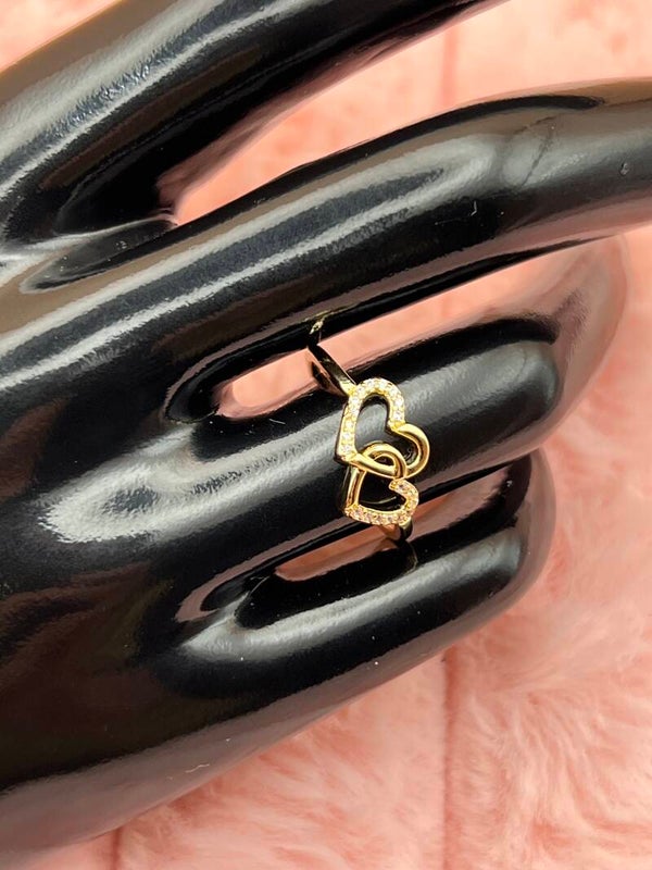 Goudkleurige verstelbare ring met dubbele hartjes