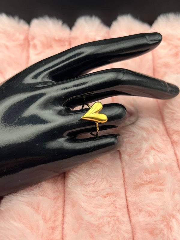 Goudkleurige verstelbare ring met modern hart