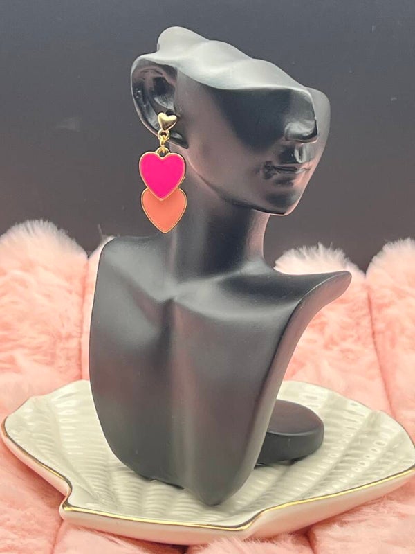Oorbellen met dubbele hartjes – roze & koraal