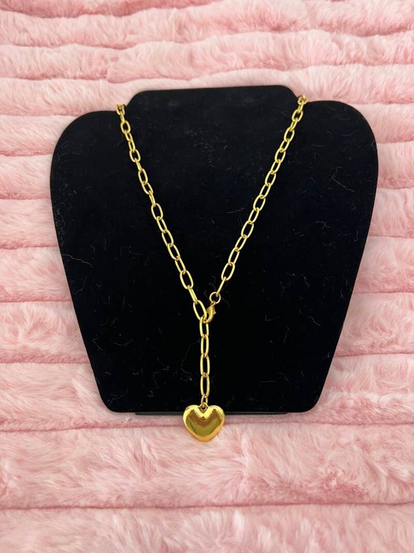 Goudkleurige schakelketting met hartje