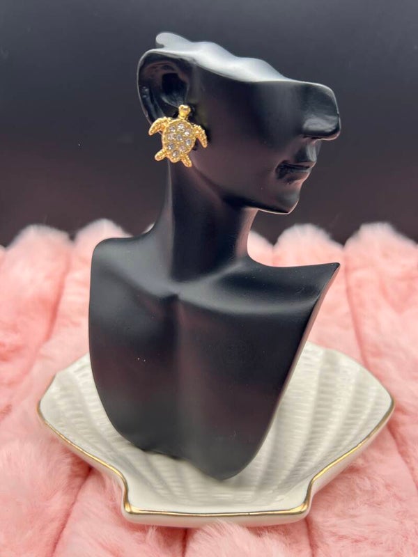 Goudkleurige oorbellen met schildpad en strass steentjes