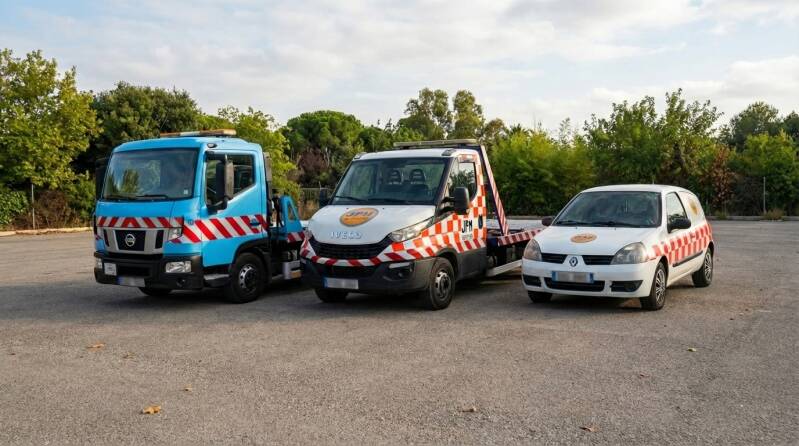 corporate_fleet_with_vehicles_67e697f781-standard-eklz2q.jpg