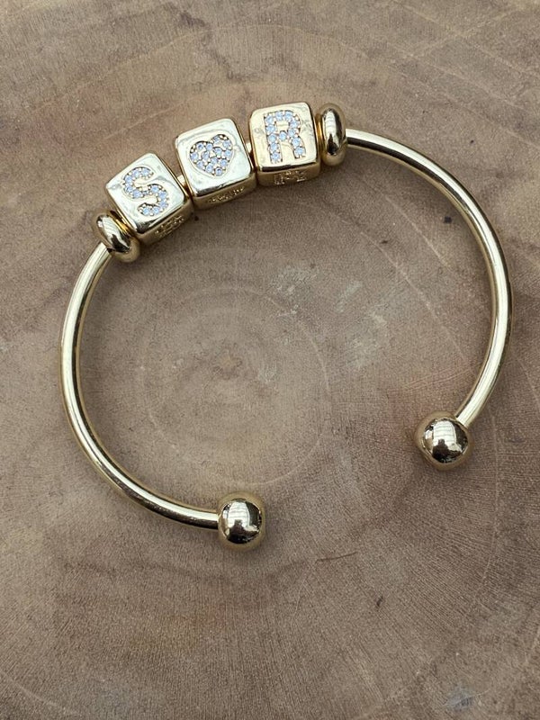 Zirkonia bangle initial gold