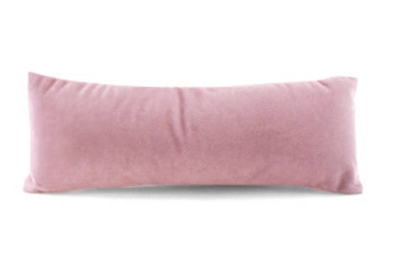 Sieraden / Armbanden display kussentje velvet vintage pink