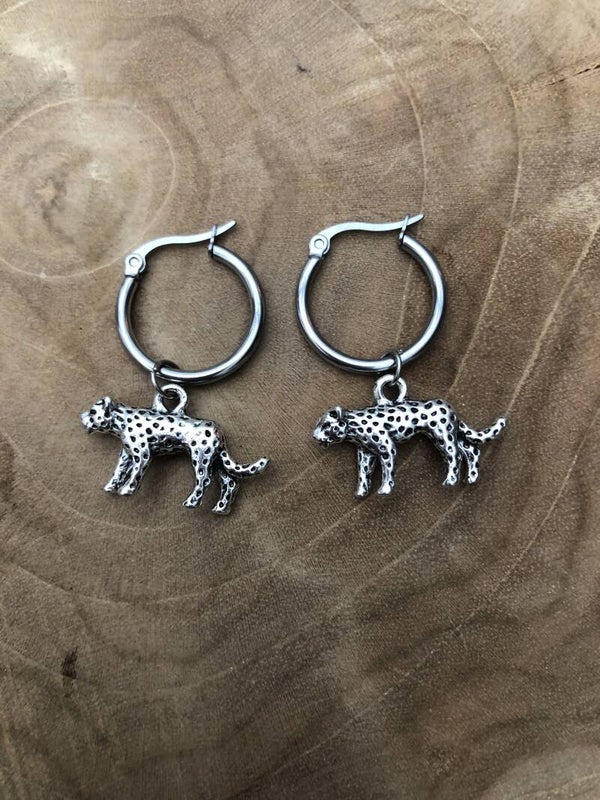 Leopard earrings silver