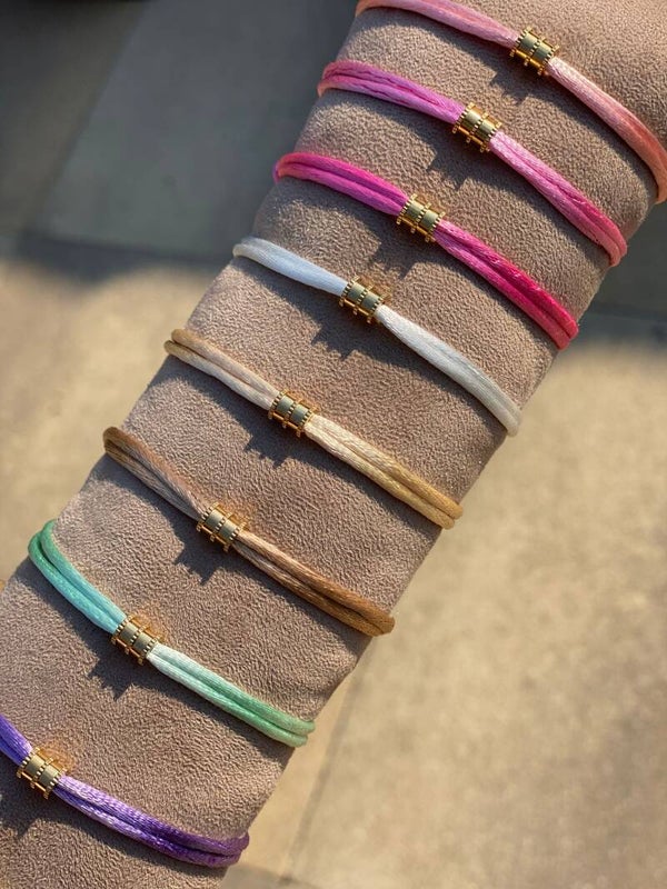 Satijn koord armbandje rvs kraal Goud