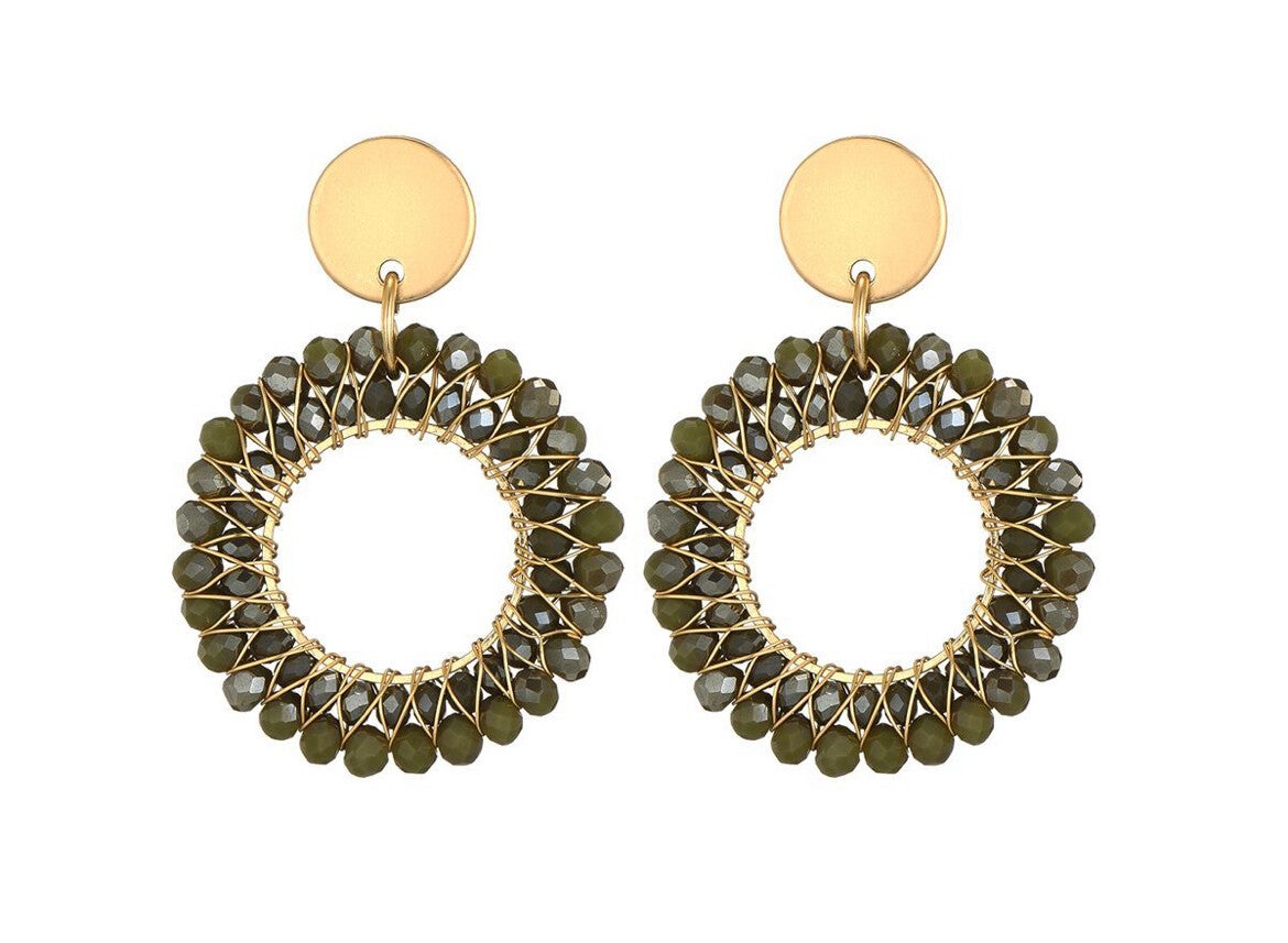 Round green earrings