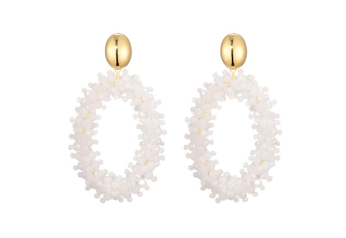 White rings earrings