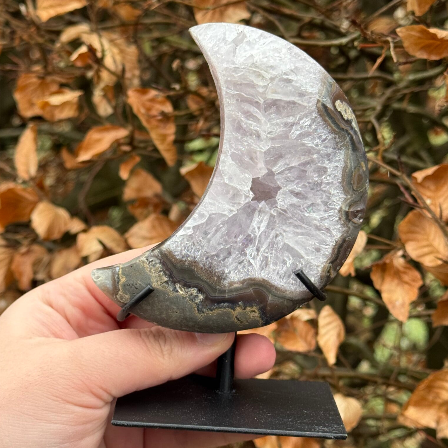 Agaat met Amethist Maan op Standaard