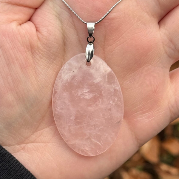 Amulet ,,Languid” - Imperfect Rozenkwarts #TS11