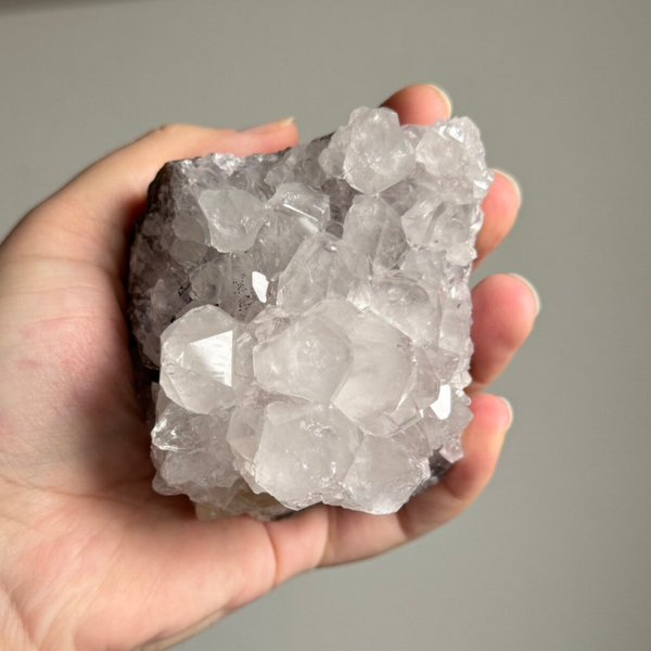 Bergkristal Cluster met Calciet