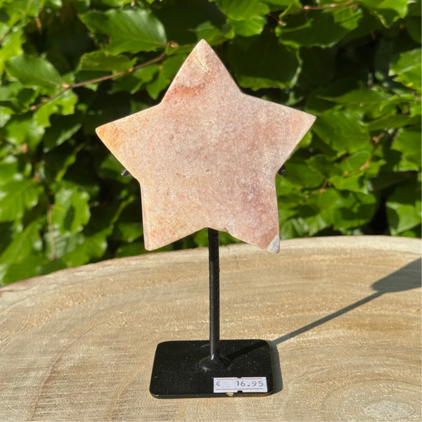 Roze Amethist Ster op Standaard