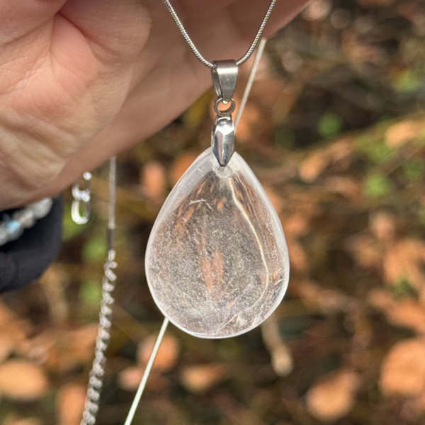 Amulet ,,Placid” - Bergkristal #TS9