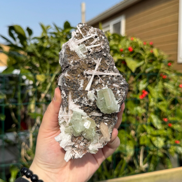 Groene Apofyliet met Scoleciet en Stilbiet - #IM9