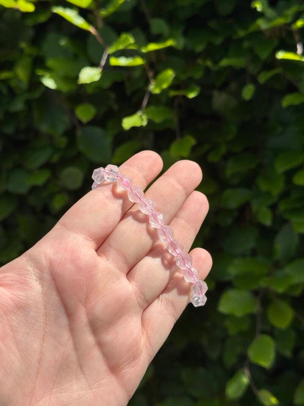 Gefacetteerde Rozenkwarts Armband