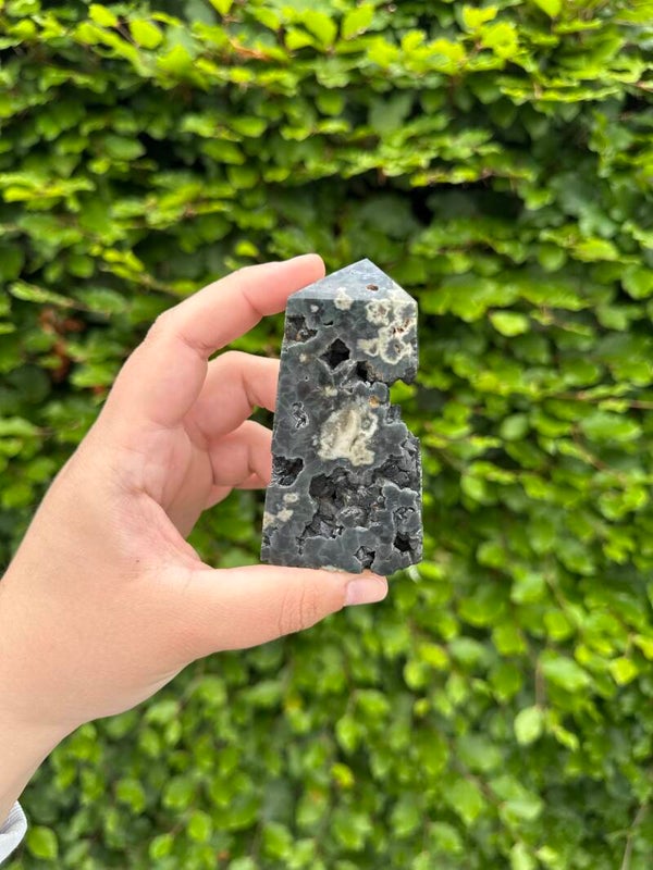 g