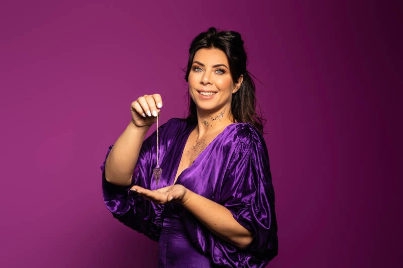 Simone van Bekkum Academie Opleiding Intuïtieve Ontwikkeling, Systemisch Werk & Bewust Leiderschap