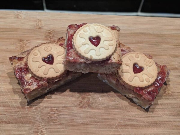 Jammie Dodger Blondie