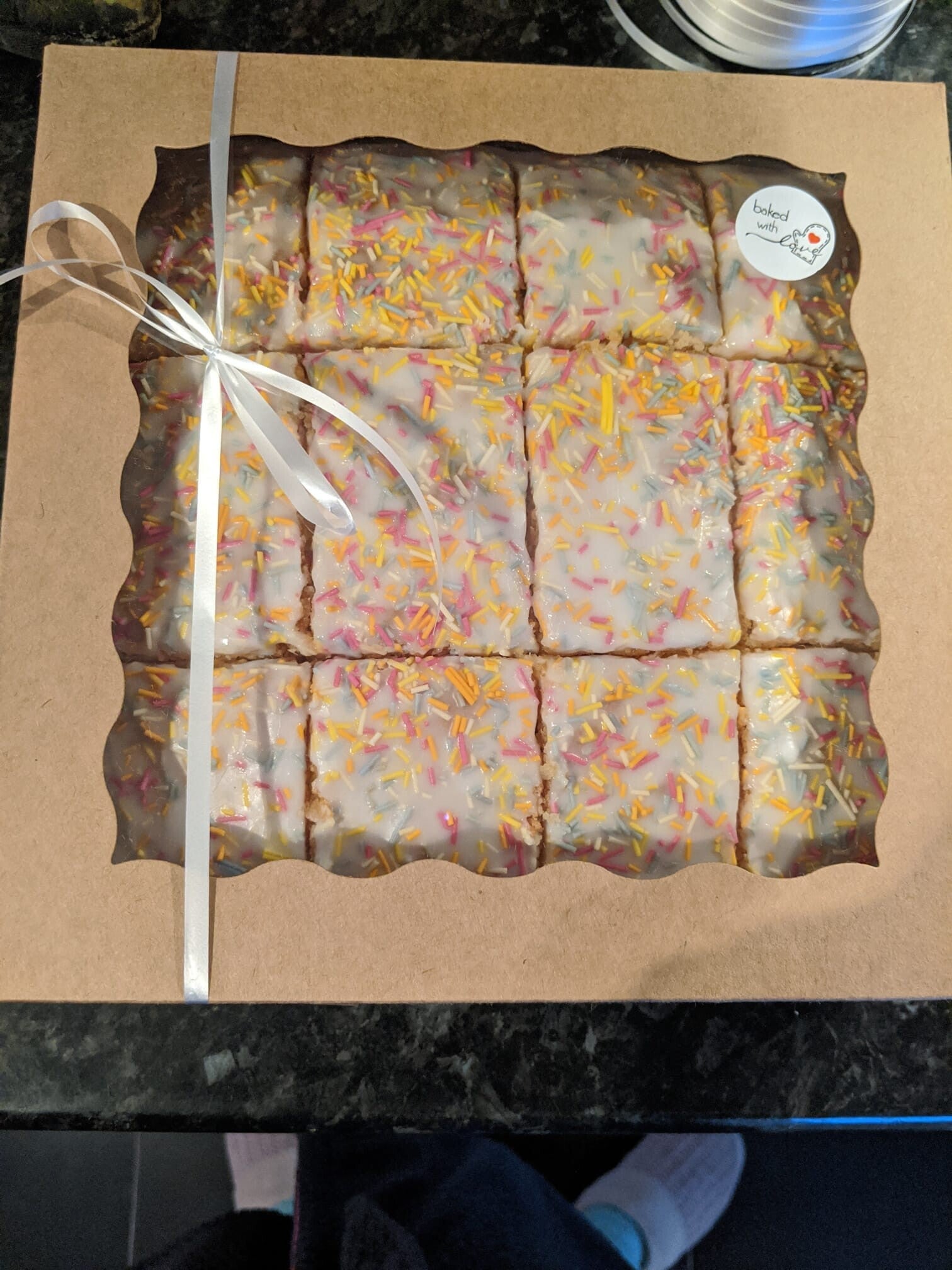 Olds cool, school cake