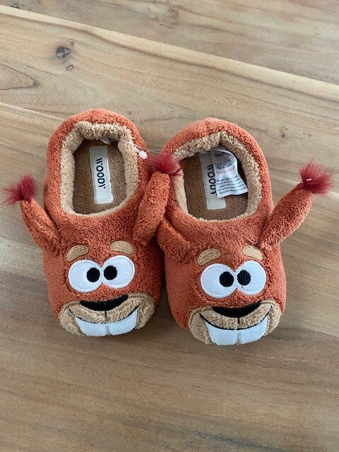 Woody eekhoorn Pantoffels, maat 29-30