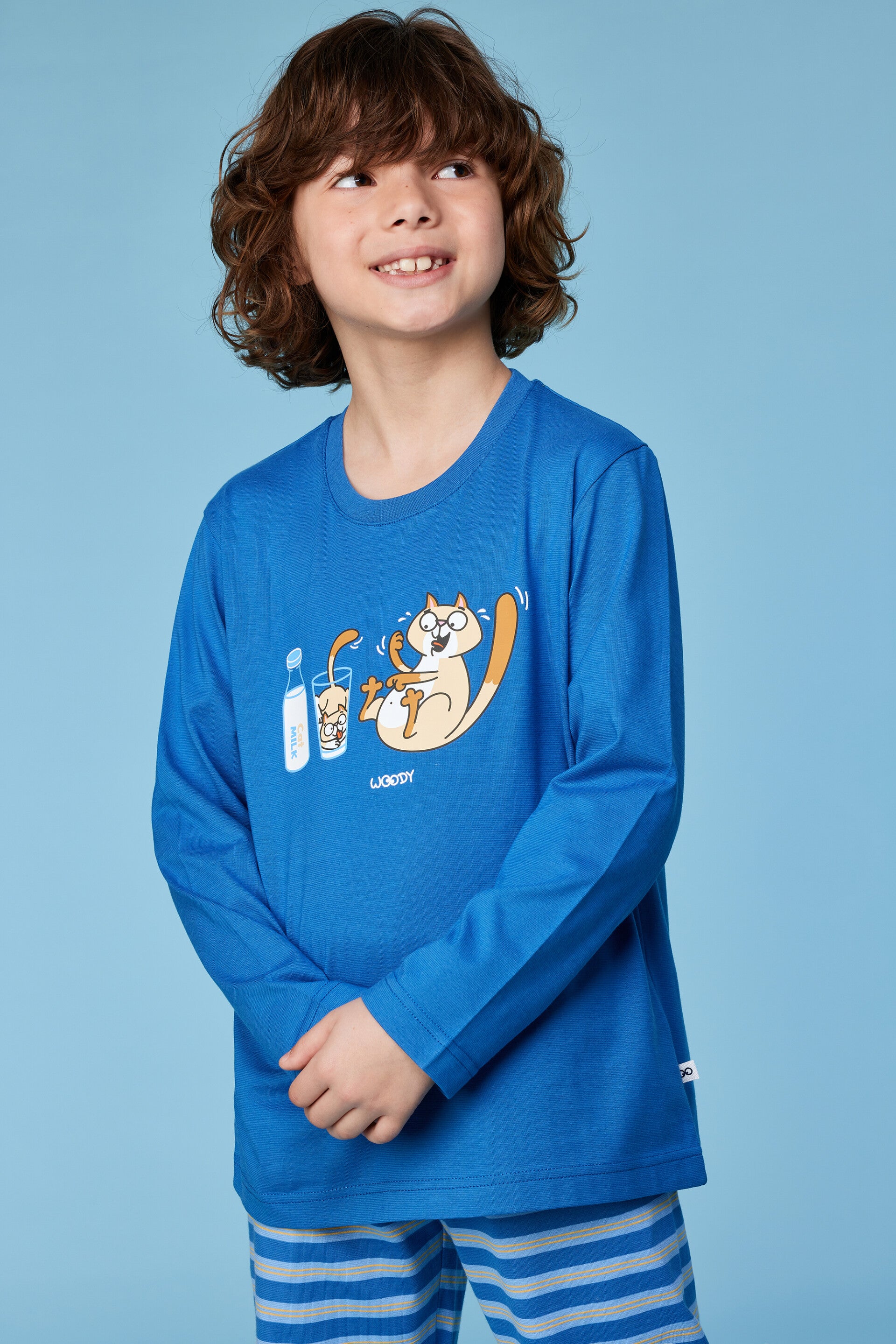 Donkerblauwe pyjama in katoen met gestreepte broek