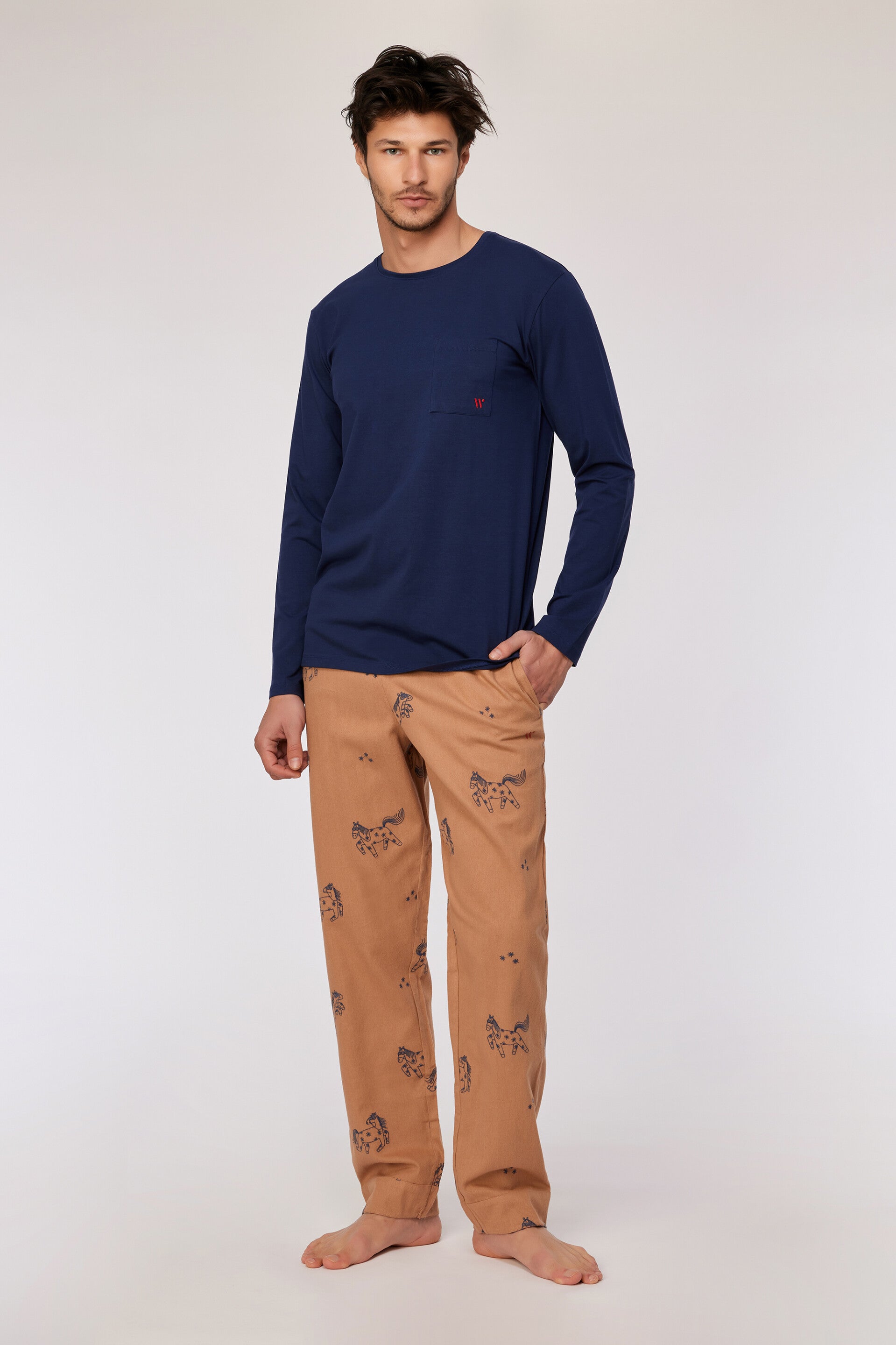Leuke pyjama met jersey vest en flanellen broek - medium