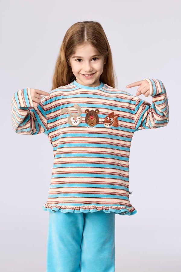 leuke meisjes/dames pyjama in zacht velours - 10 jaar (deze pyjama wordt binnenkort geleverd, reserveer hem nu reeds