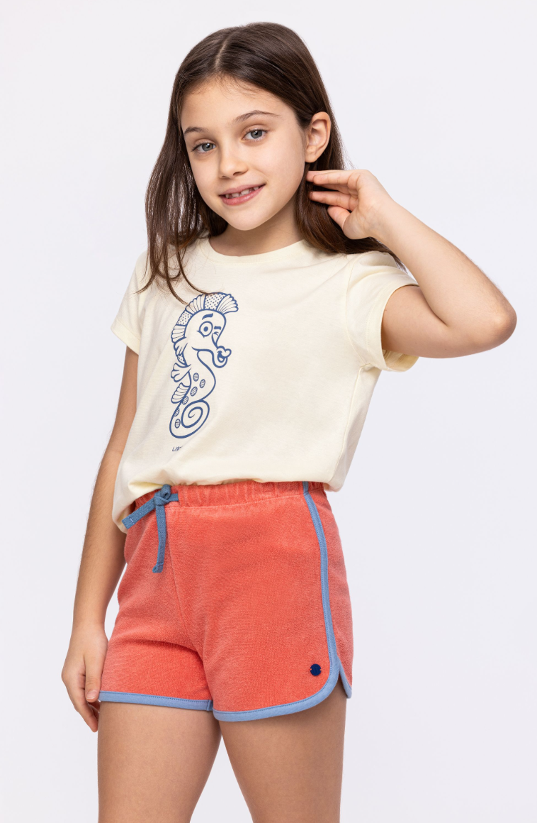 Short koraalrood, 3 jaar