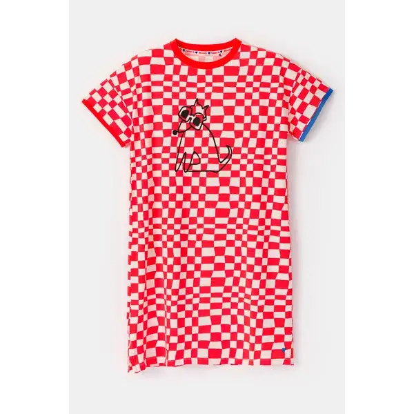 Nachtkleedje met rode ruiten, 10 jaar