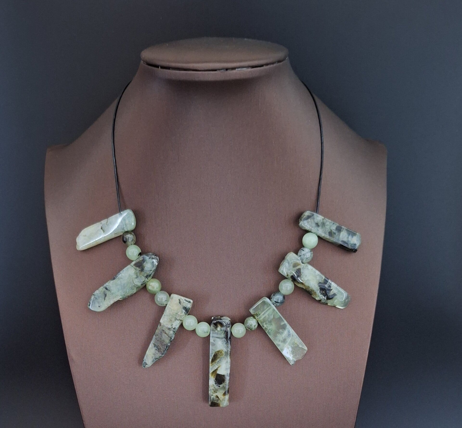 Prehniet natuursteen ketting