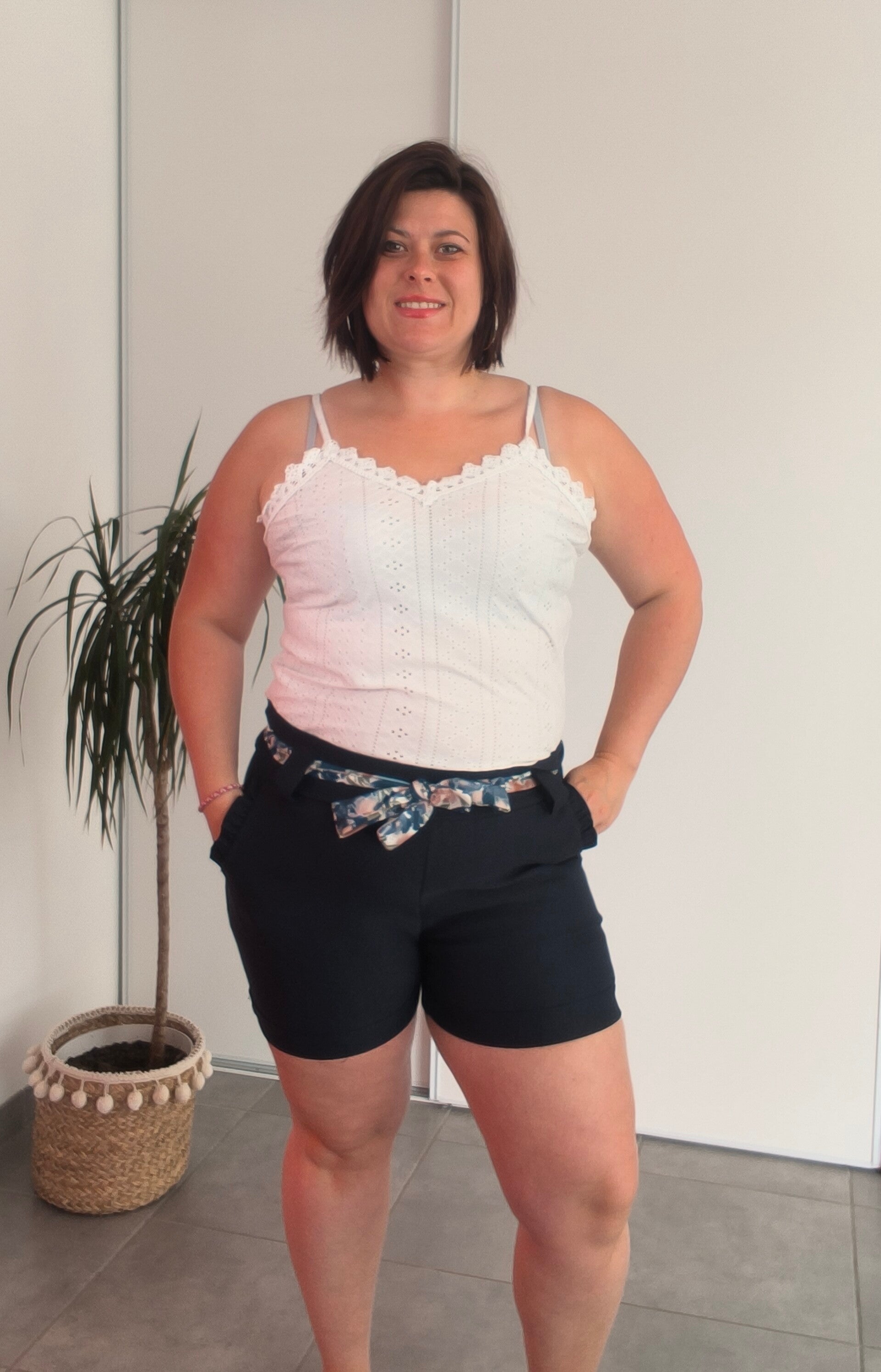 Short bleu