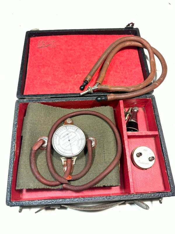 Ancien sphygmometric oscillometer 1930 Médical