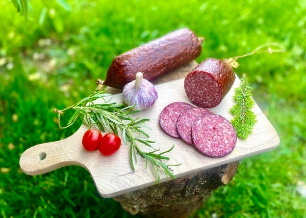 Salami dojrzewające z jelenia