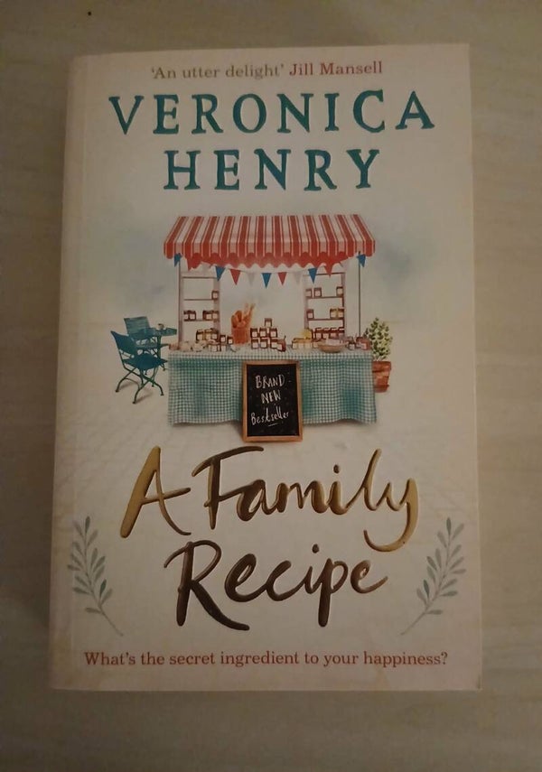 Book - Veronica Henry "A Family Recipe"