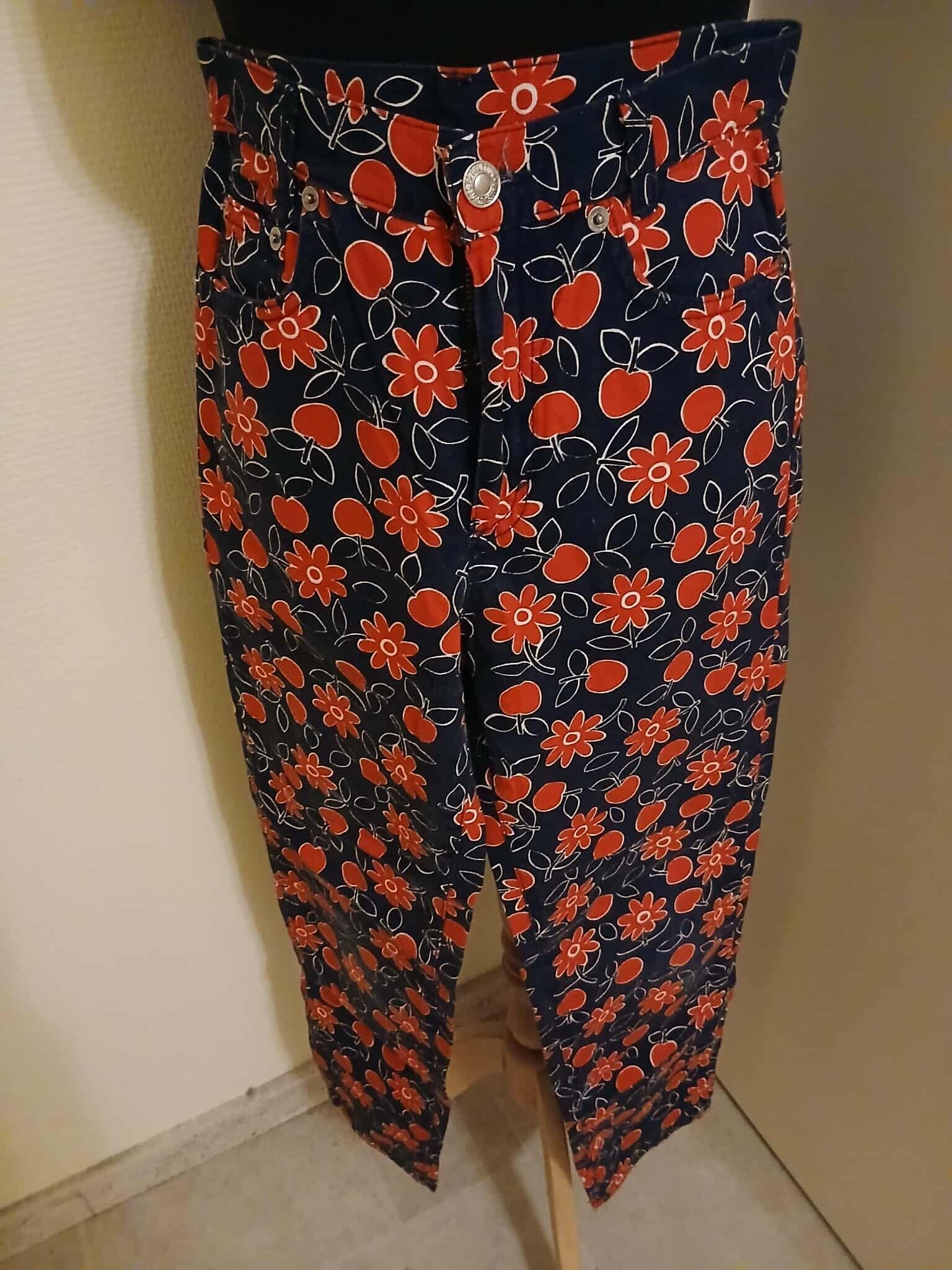 Benetton - Pantalon pour enfant - bleu motif pommes rouges