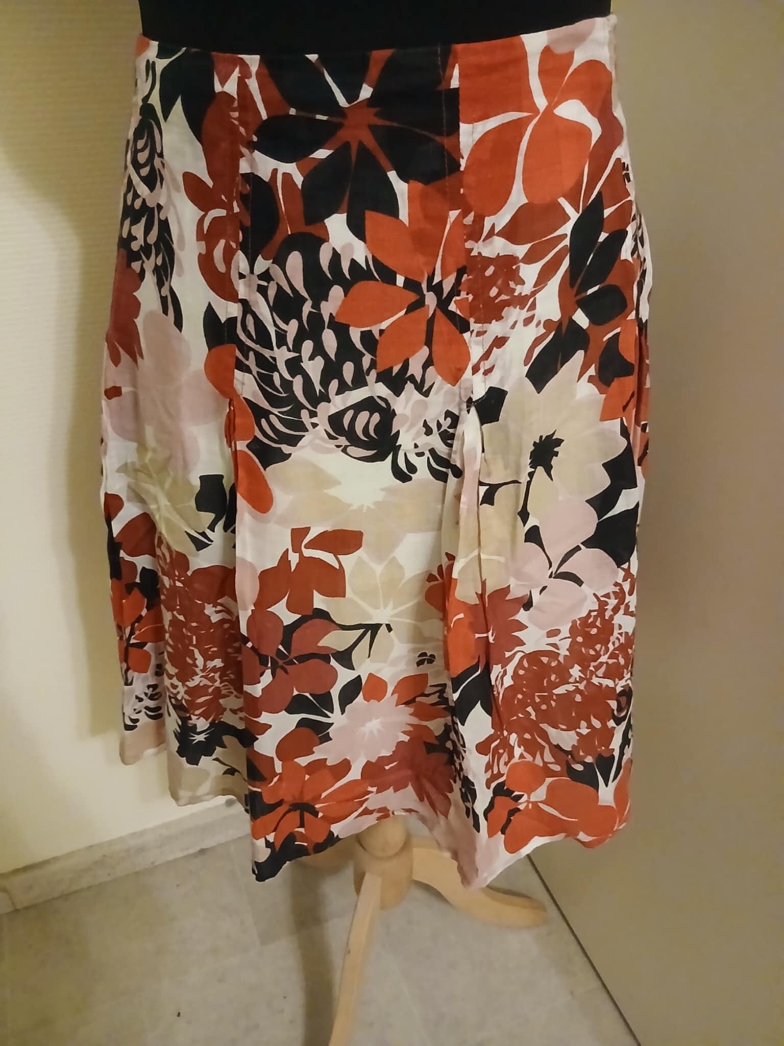 Cassis - Jupe fleurie