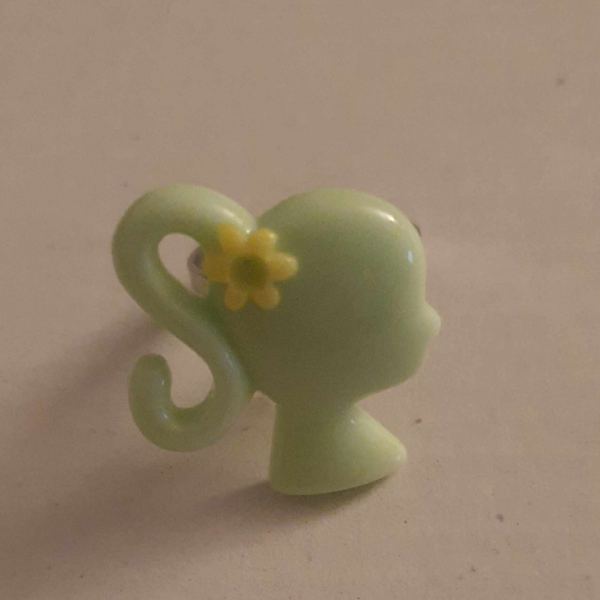 Barbie - Bague silhouette Barbie