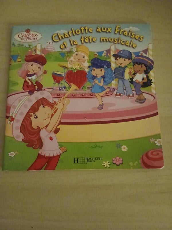 Livre Enfants - Charlotte aux Fraises et la fête musicale