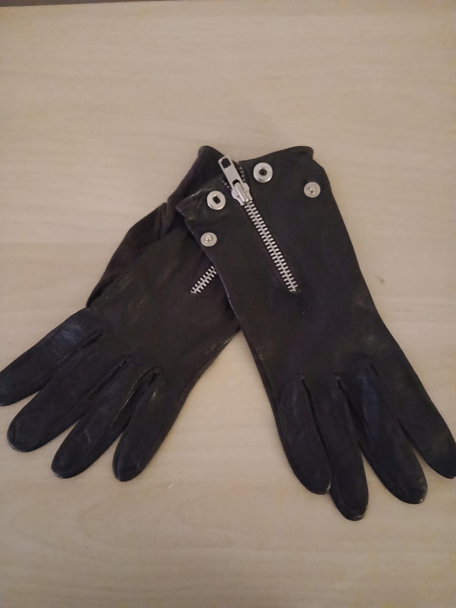 Mango - Gants faux-cuir kaki