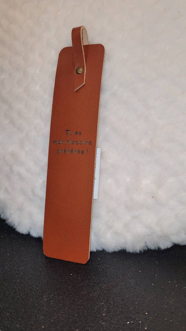 Marque page en cuir - " Tu es mon histoire préféré "