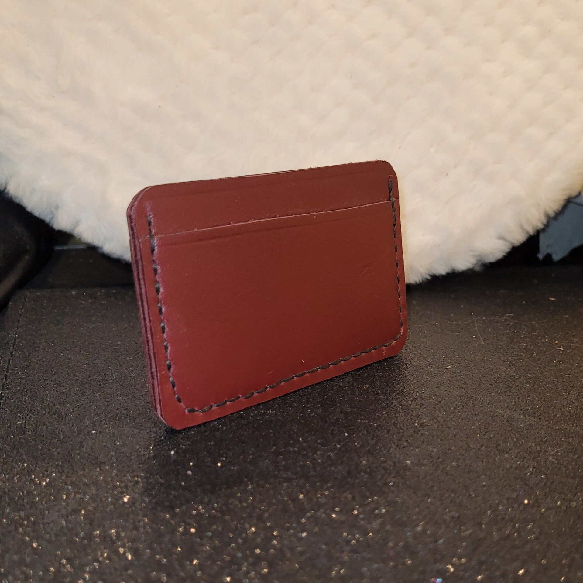 Porte-cartes en cuir de veau bordeaux