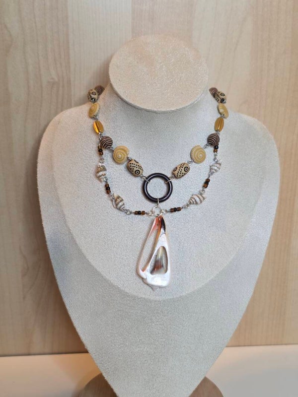 Shell necklace and earrings