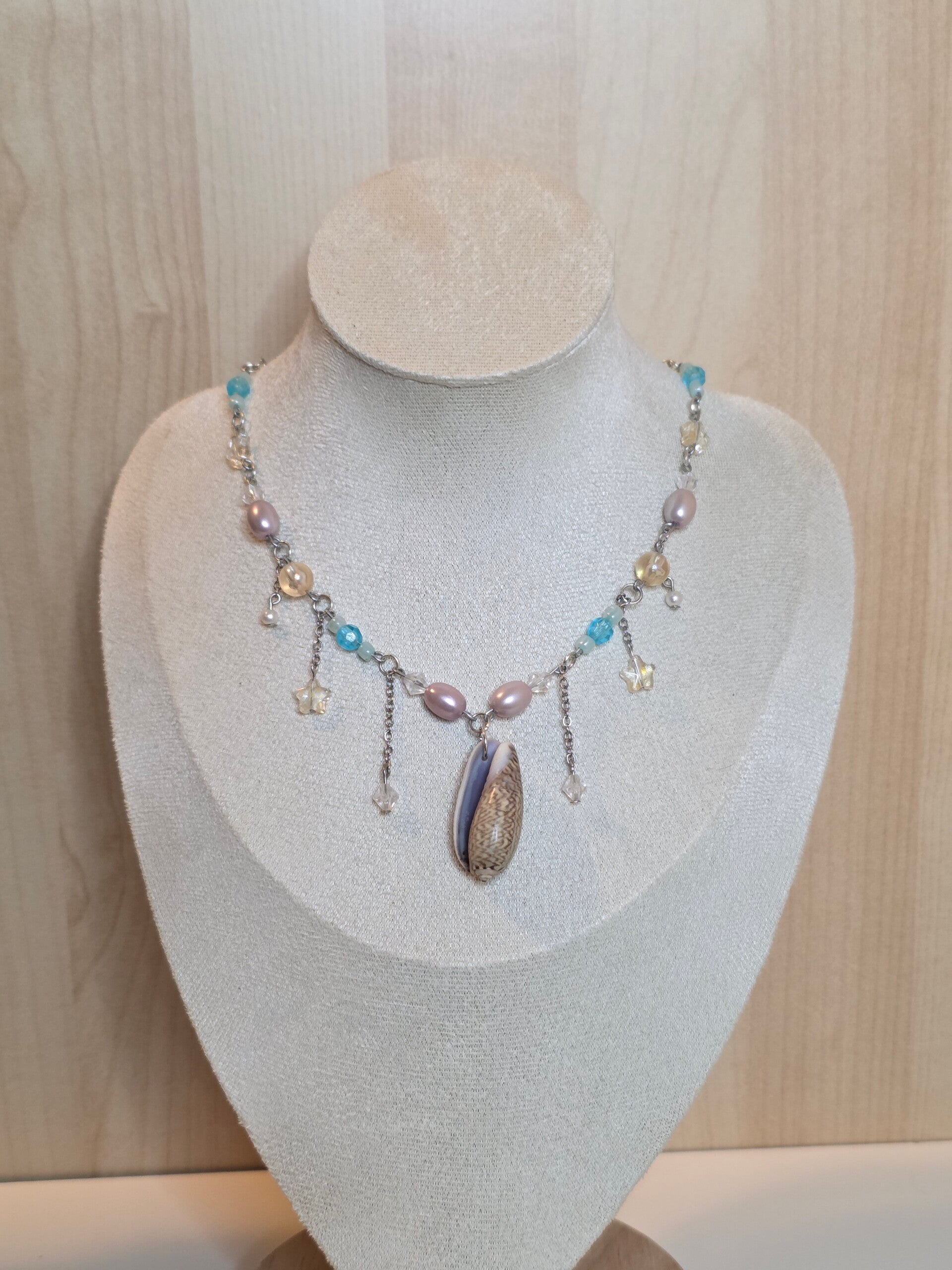 Shell necklace and earrings