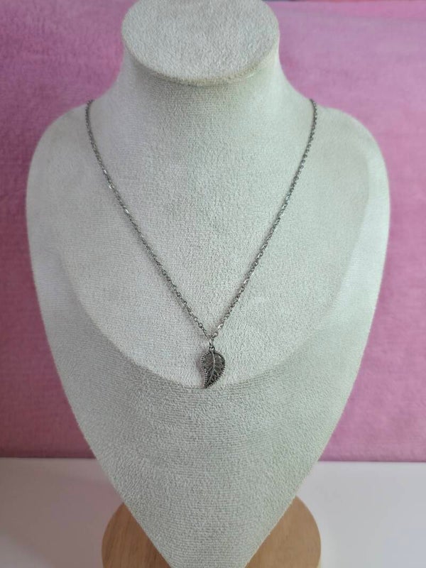 Leaf Necklace