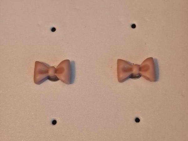 Beige Bow Earrings