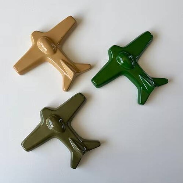 One land Bridge | Single Military Plane